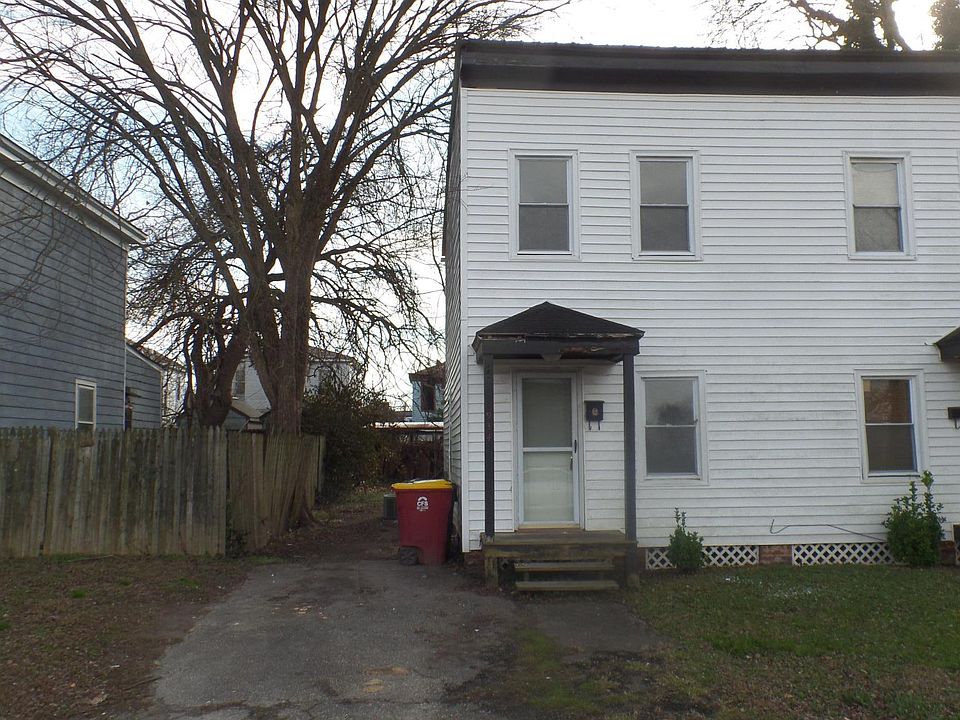 1st image of 934 McKenzie St