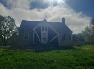 7697 N Catalpa Ln, New Carlisle, IN 46552
