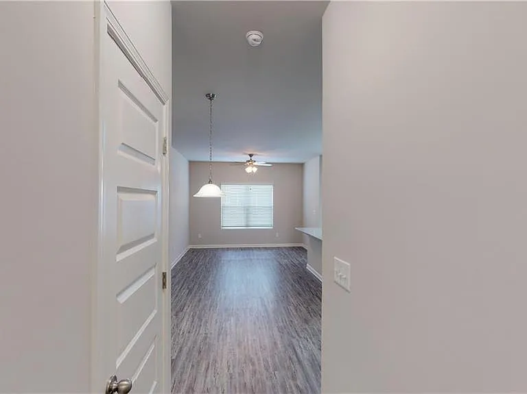 4048 Kingsbrook Blvd — Photo 8