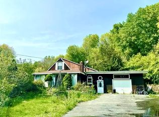 159 E Dorsey Lane, Poughkeepsie, NY 12601