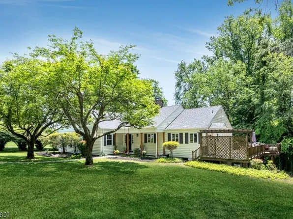 15 Summit Rd, Morris Twp., NJ 07960