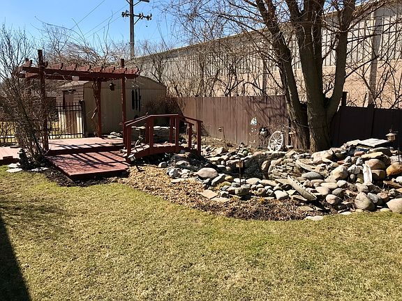 4th image of 6966 N Dowagiac Ave