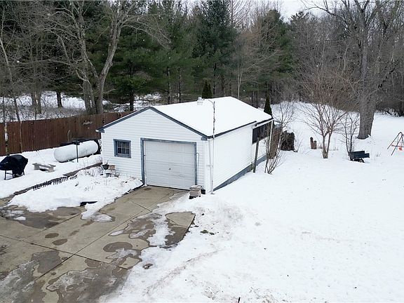 4th image of 4544 Bedell Rd