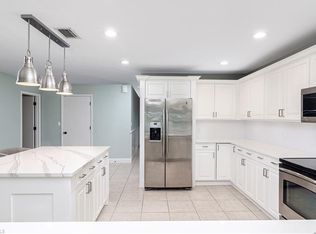 135 Flame Vine Dr, Naples, FL 34110