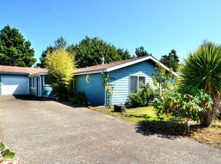 1425 SW Forest Pkwy, Waldport, OR 97394