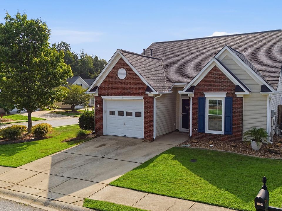 1st image of 332 Woodhouse Dr