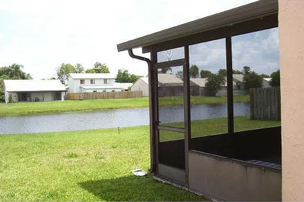 4 bed, 1623 sqft, $3,250 — Photo 2