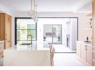 630 Hemlock St, Qualicum Beach, BC V9K1H8