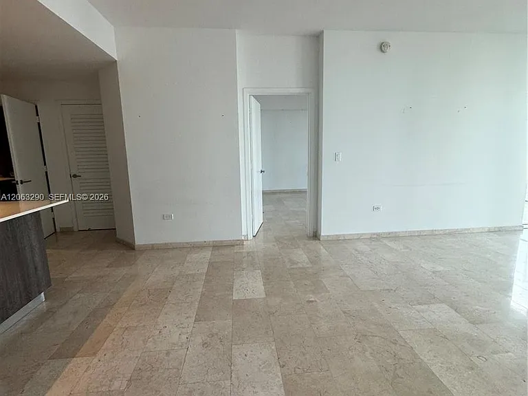 88 SW 7th St #2403 — Photo 7