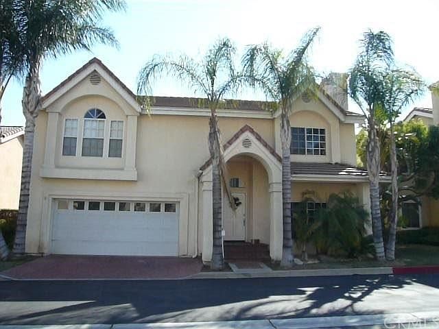 1st image of 14828 Chatsworth Dr