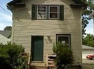 604 Spring St, Aurora, IL 60505