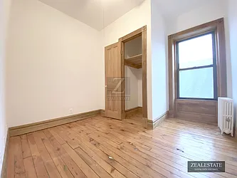 Rented by ZealEstate Group Inc