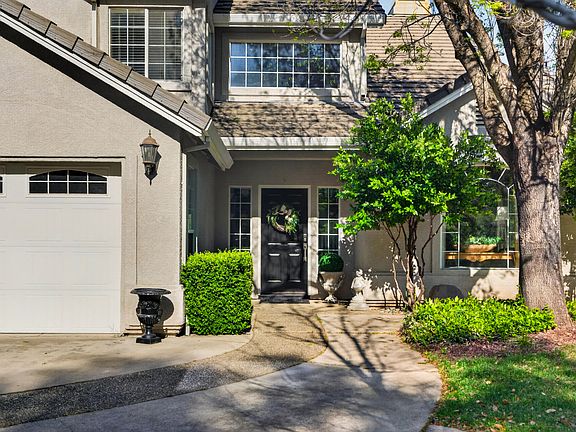 5th image of 8725 Landmark Cir
