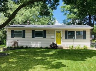 5217 Ville Angela Ln, Hazelwood, MO 63042