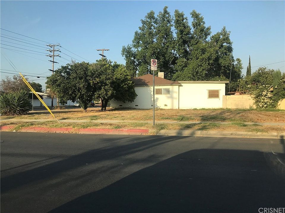 2nd image of 9784 Beachy Ave
