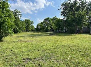 405 E Grand St, Whitewright, TX 75491