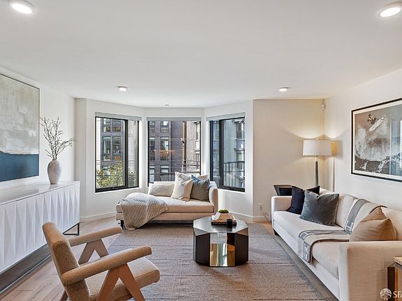 2nd image of 1624 Larkin St APT 2