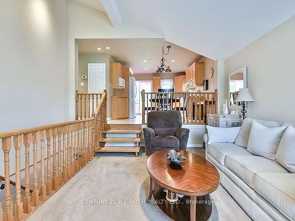 5th image of 924 Vicrol Dr