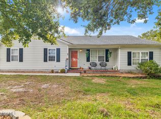 300 Timber Ridge Dr, Hubert, NC 28539