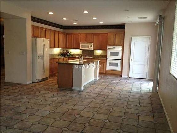 4th image of 2728 Carolina Blue Ave