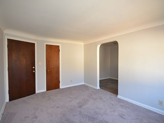3rd image of 6615 Bantry Ave APT 2