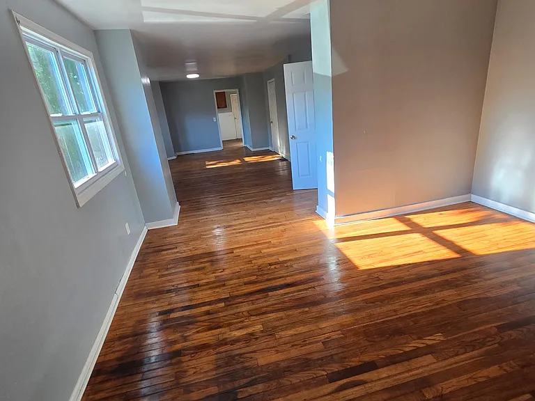 468 Shonnard St #1 — Photo 5