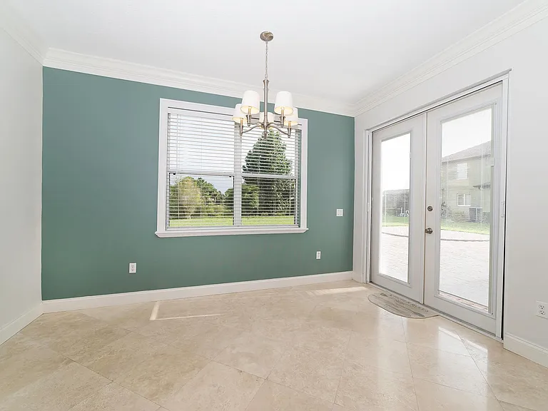 10124 Malpas Point — Photo 10