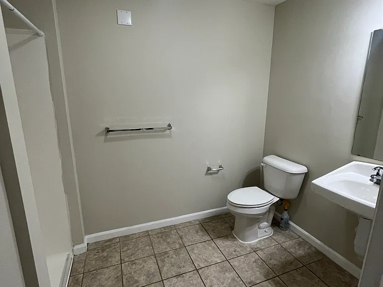 165-169 Barclay St #305 — Photo 13