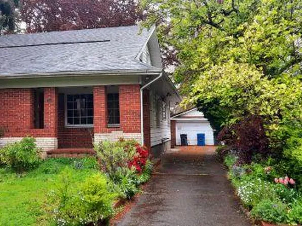 965 E St NE, Salem, OR 97301