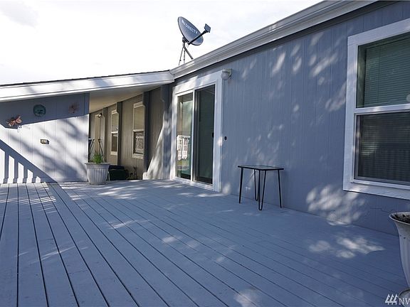 4th image of 6488 NE Aquarius Ln