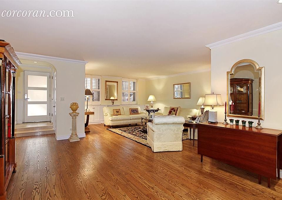 1st image of 25 Sutton Pl S APT 1A
