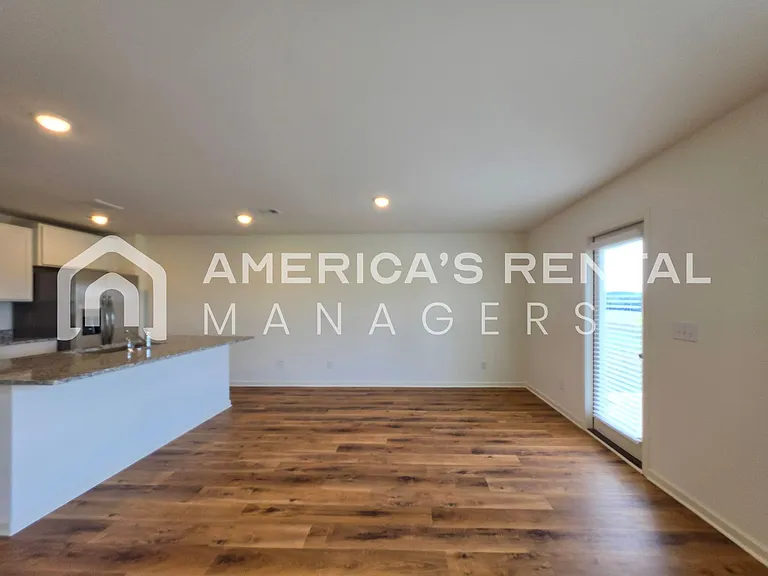 9314 Parkway Gardens Loop — Photo 45