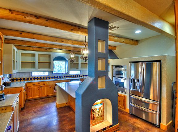 2nd image of 409 River View Dr