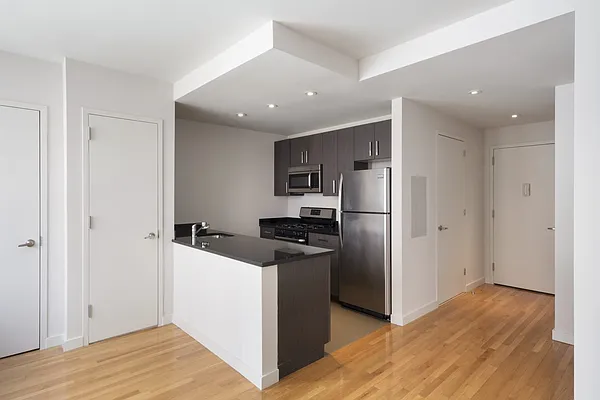 Rented by Douglas Elliman | media 24