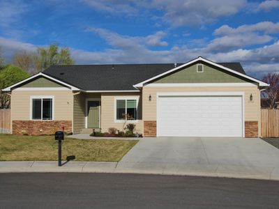 3711 Valinda Way, Klamath Falls, OR, 97603