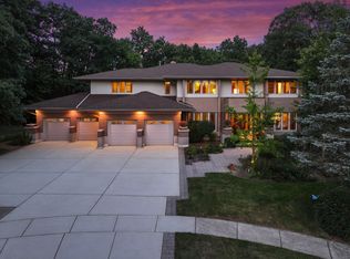 13001 Ravine Dr, Lemont, IL 60439