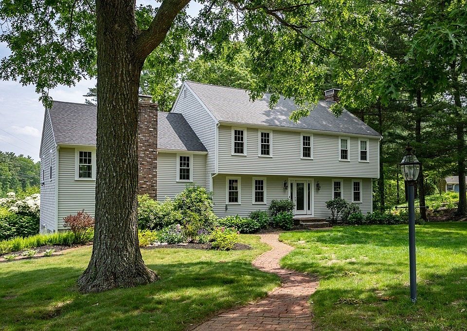 1st image of 25 Ledgewood Dr