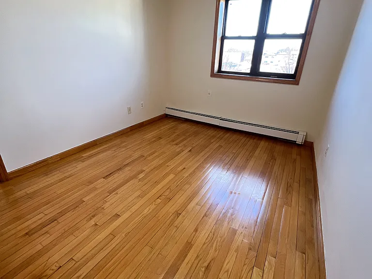 102-14 Lewis Ave #4B — Photo 5