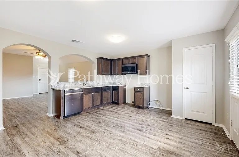 206 Gallop Ct — Photo 7