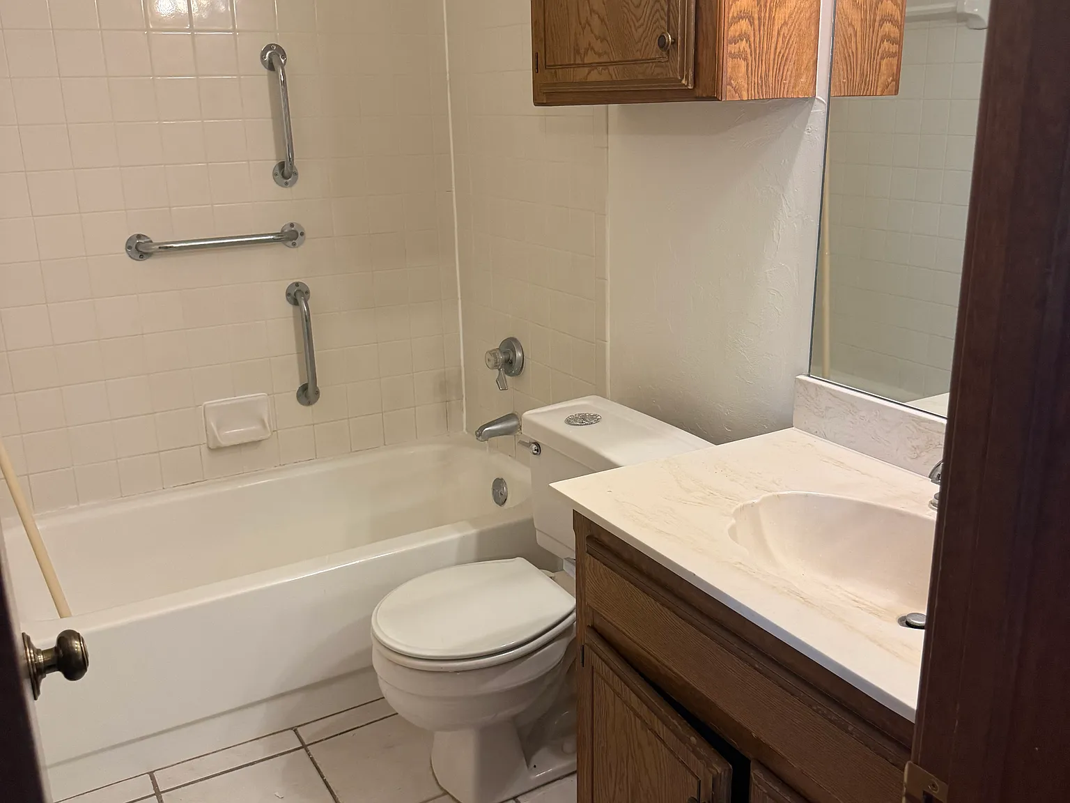 3 bed, 1738 sqft, $1,600 — Photo 2