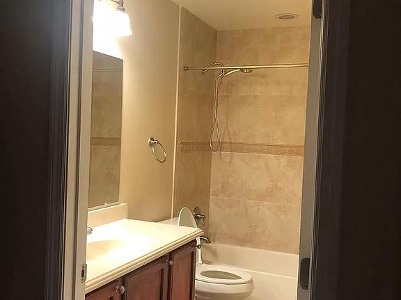 3rd image of 9814 Heron Pointe Dr
