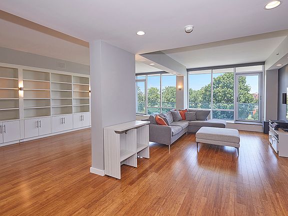 5th image of 3751 Riverdale Ave #5E