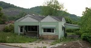 1st image of 261 Nola St