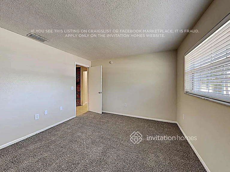 1895 Almeria Way S — Photo 14