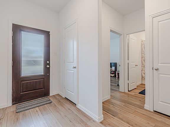 4th image of 1500 Woody Creek Trl