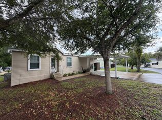 540 Cherry Tree Ln, Deland, FL 32724