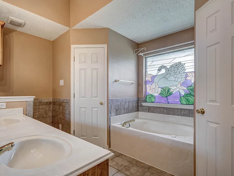 7708 Chandler Ct — Photo 23