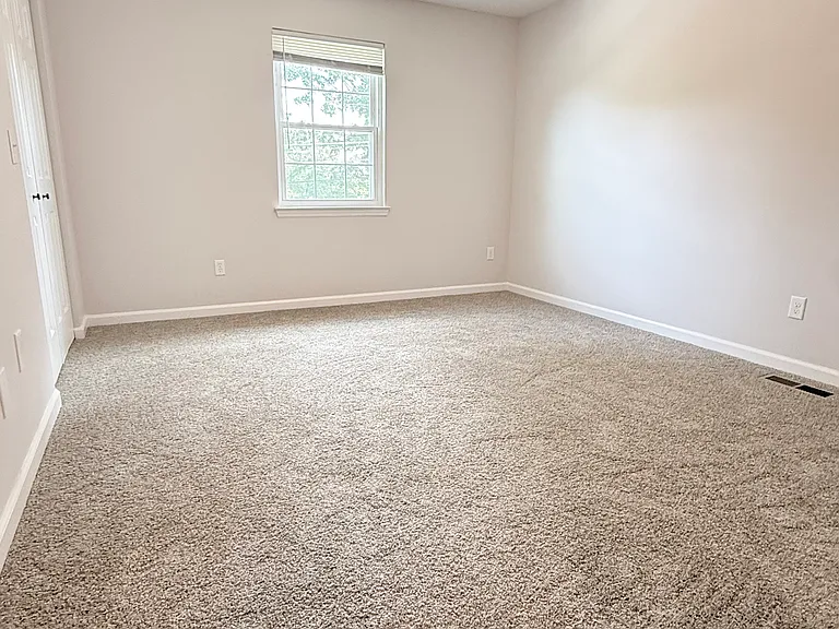411 Donaldson Rd #B — Photo 9