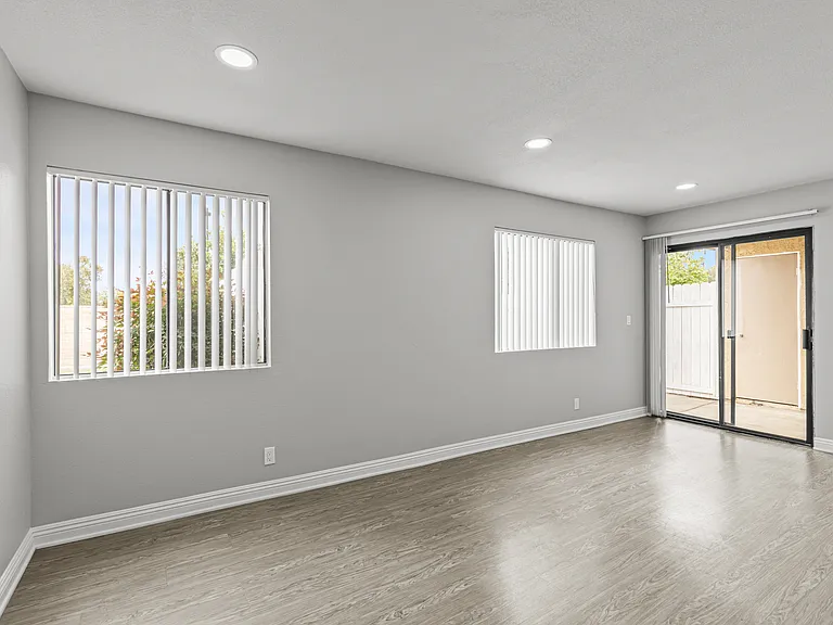Cerro Vista Apartments — Photo 13