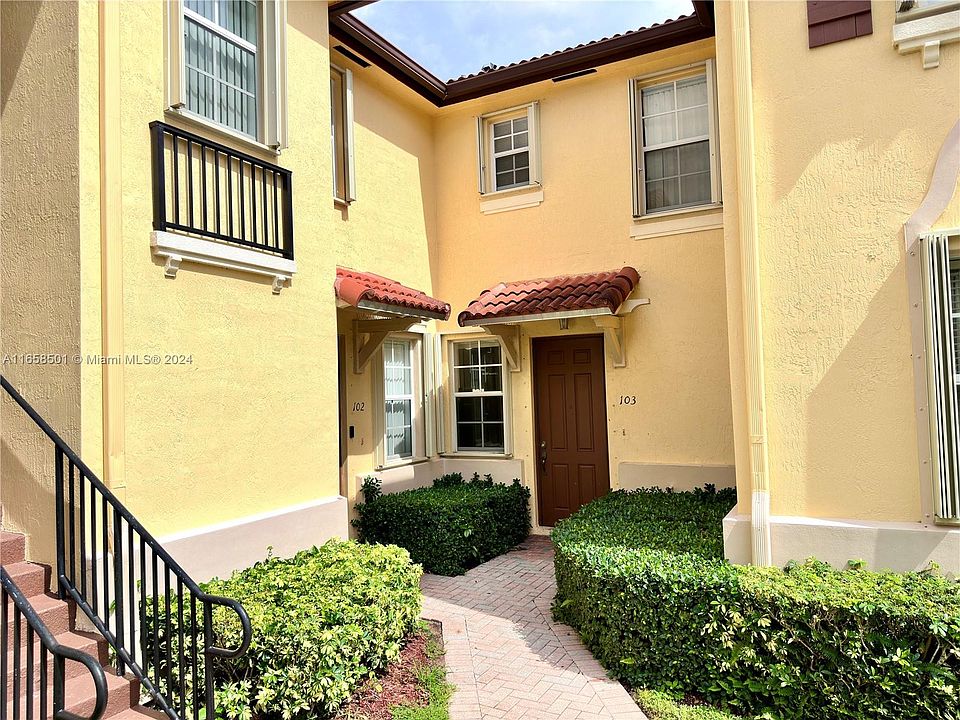 1st image of 1575 NE 33rd Ave #1575